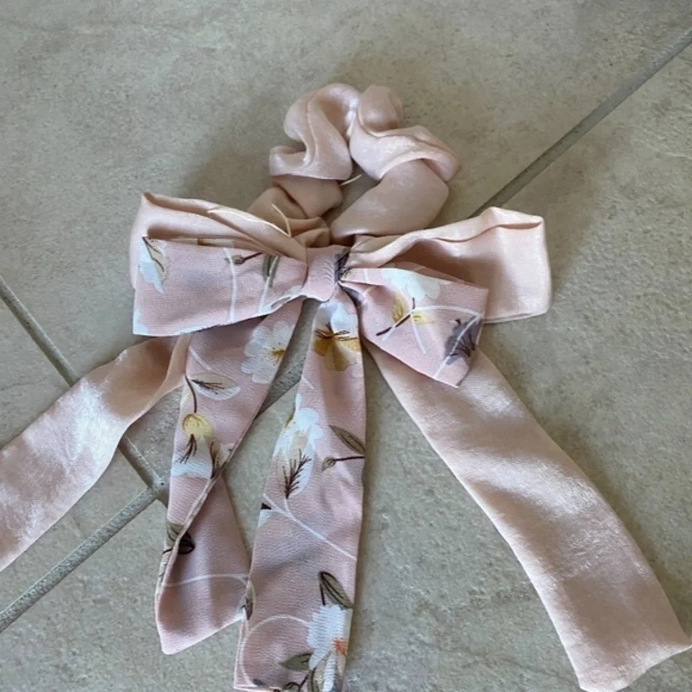 Anthropologie Pink Floral Hair Bow